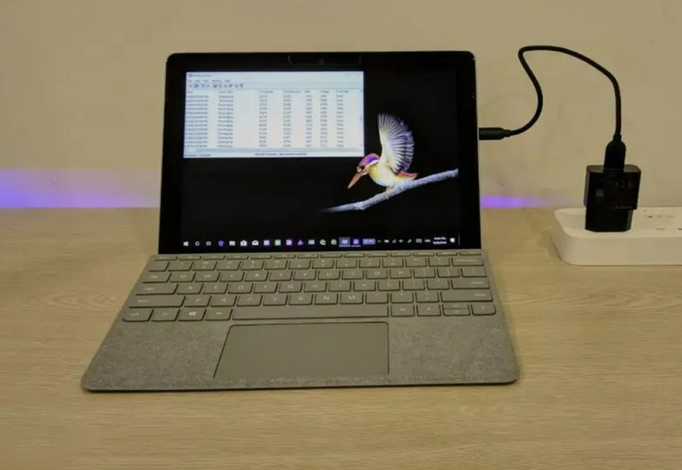 Sửa Surface Không Sạc Được – Hư Cổng Sạc