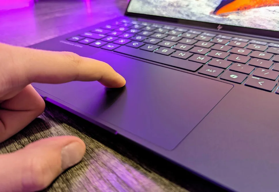 Địa Chỉ Sửa Laptop Không Nhận Chuột Touchpad TPHCM