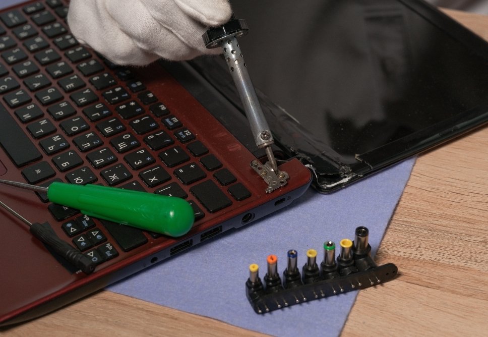 Sửa Máy Tính Bị Treo Tại Quận 7 Lấy Ngay