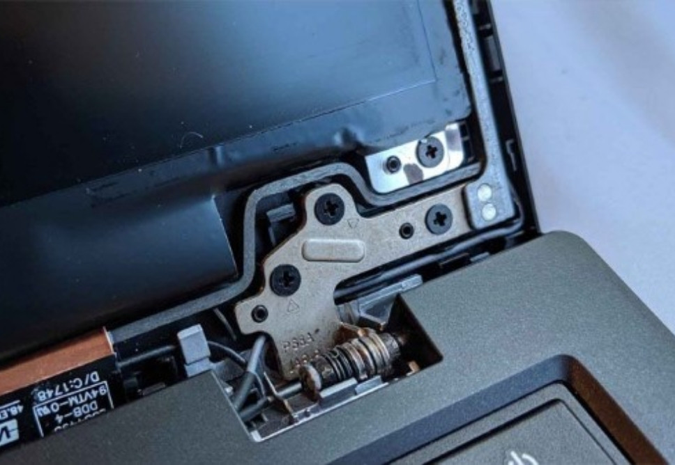 Địa Chỉ Thay Bản Lề Laptop Quận Phú Nhuận Lấy Ngay