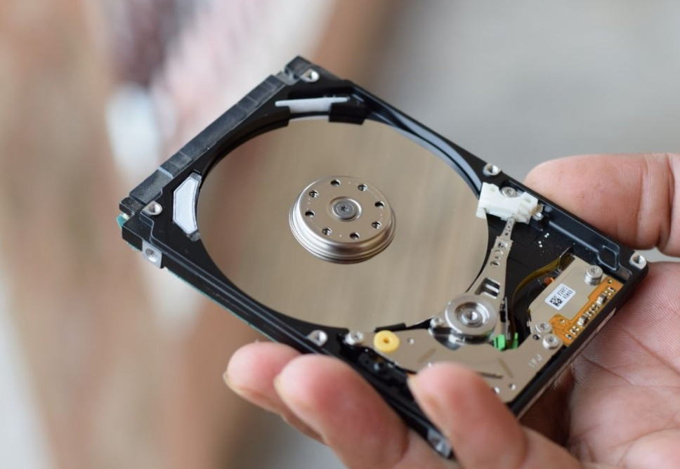 Thay Ổ Cứng Laptop Quận Tân Bình Tận Nơi