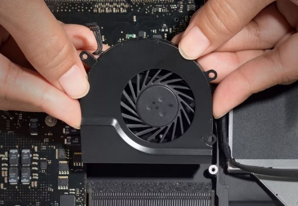 Thay Quạt Laptop Quận Tân Bình Tận Nơi