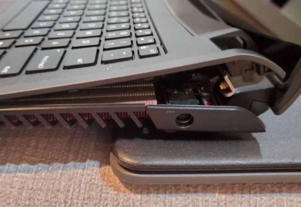 Thay Vỏ Laptop Lấy Ngay Tại Quận Bình Thạnh