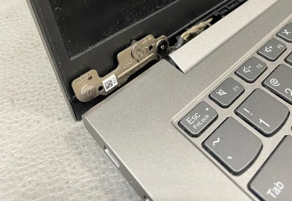 Thay Bản Lề Laptop Tận nhà Giá Rẻ Ở Quận 10