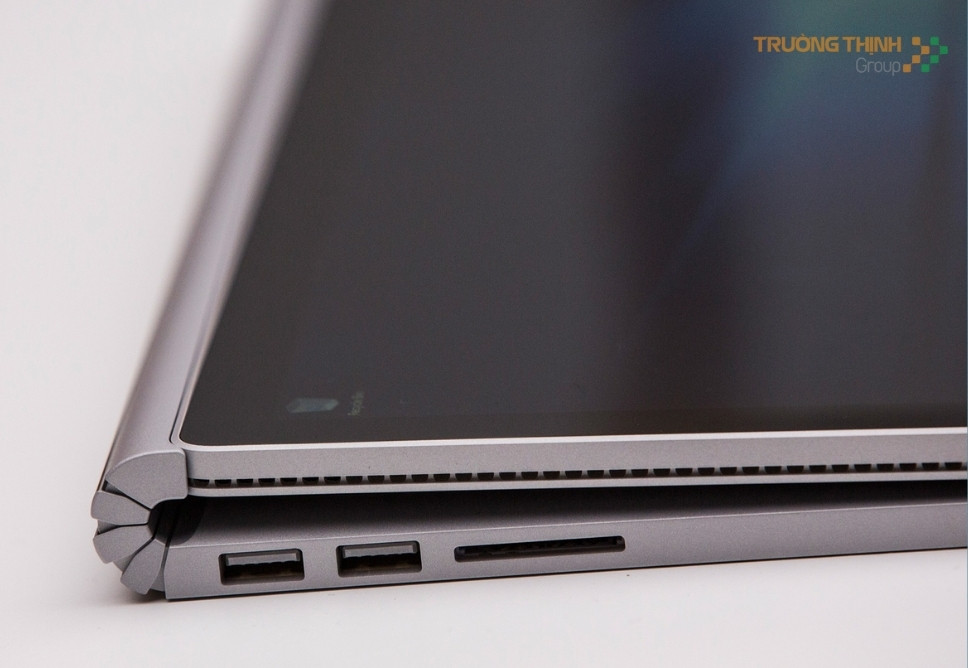 Thay Bản Lề Surface Quận Tân Bình Lấy Ngay