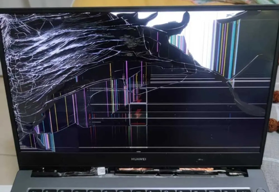 Thay Màn Hình Laptop Chính Hãng Tại Quận 10