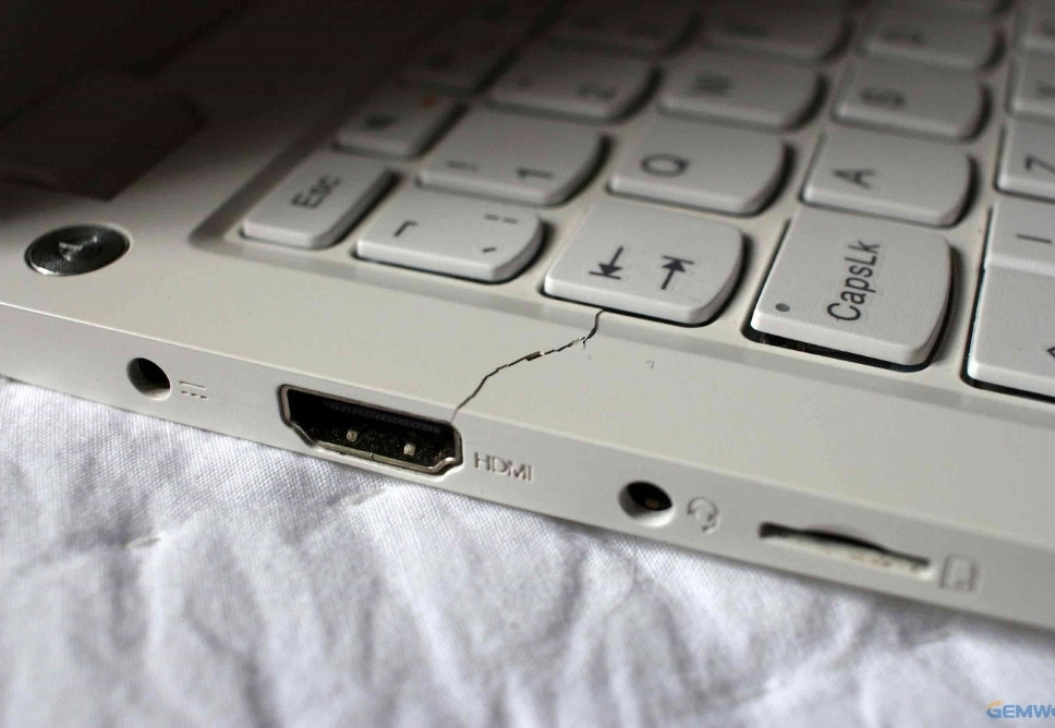 Thay Vỏ Surface Quận Phú Nhuận Giá Rẻ