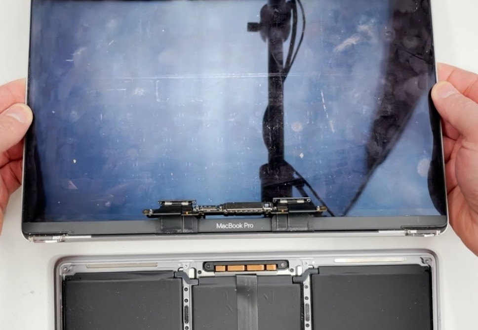 Thay Màn Hình Macbook Giá Sỉ Tại TPHCM