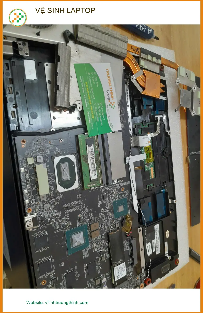 Dịch vụ vệ sinh LAPTOP Quận Thủ Đức - Anh Thiện cứu laptop bị nóng ran