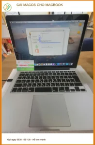 Chú Phong chủ cửa hàng tìm chỗ cài macOS cho MacBook Quận Tân Bình