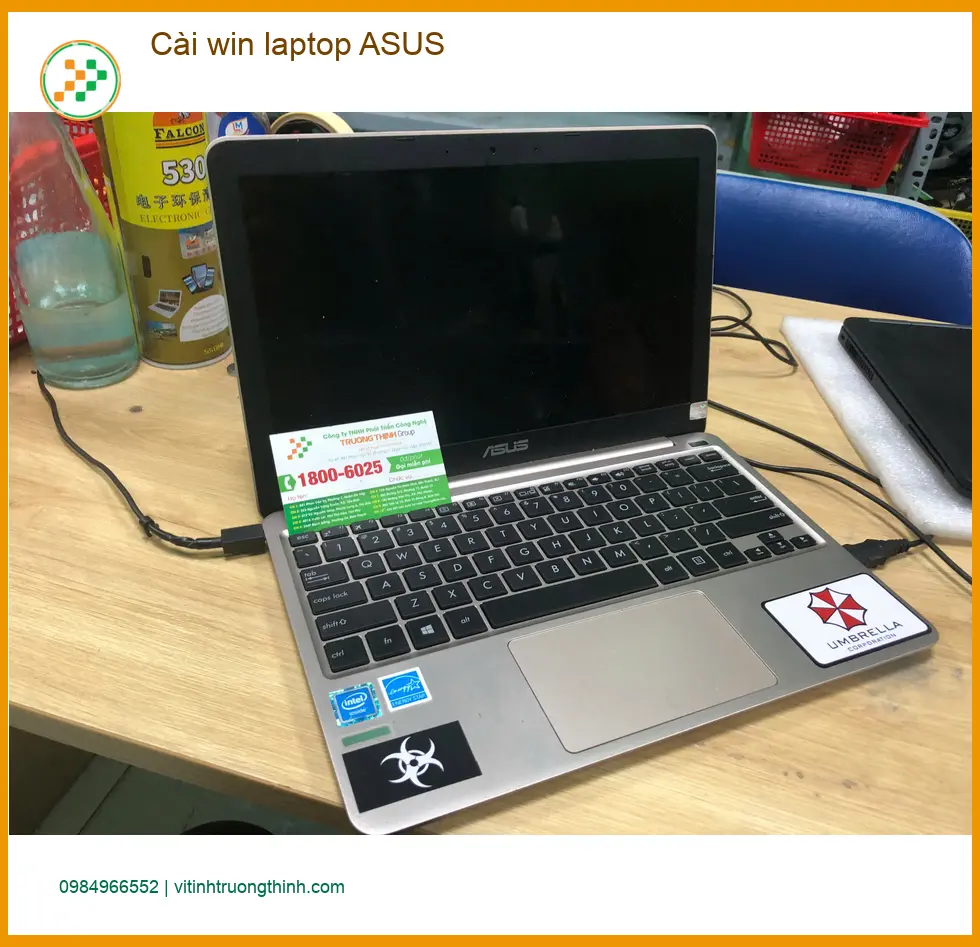 Anh Khải quản lý siêu thị tìm chỗ cài win laptop ASUS Quận Bình Tân