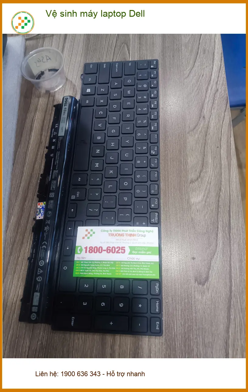 Chị Thủy tìm dịch vụ vệ sinh máy laptop Dell Quận Tân Phú uy tín ảnh thực tế 1