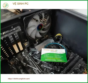 Chị Diệp lo lắng về PC bám bụi – Cửa hàng vệ sinh PC Quận Thủ Đức
