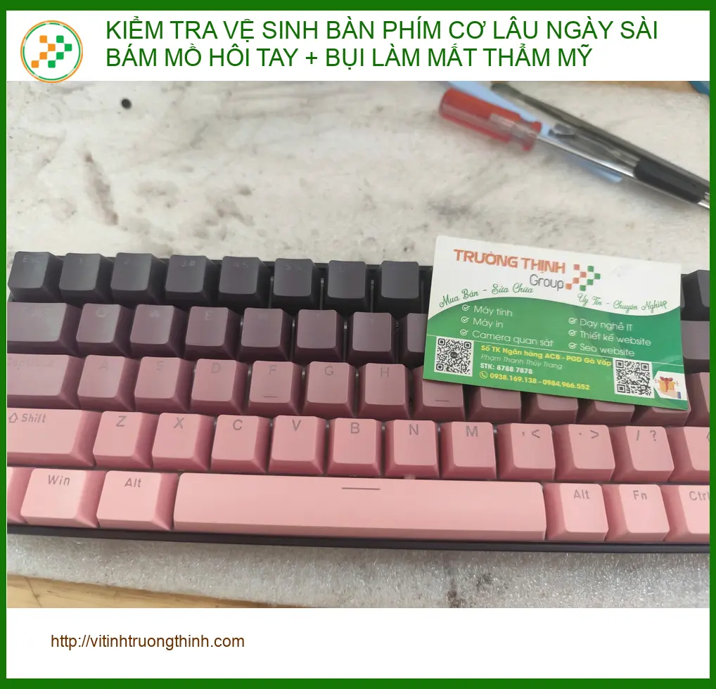 Anh Đạt kỹ sư ở Phú Nhuận - Review vệ sinh bàn phím cơ dơ bẩn ảnh thực tế 1