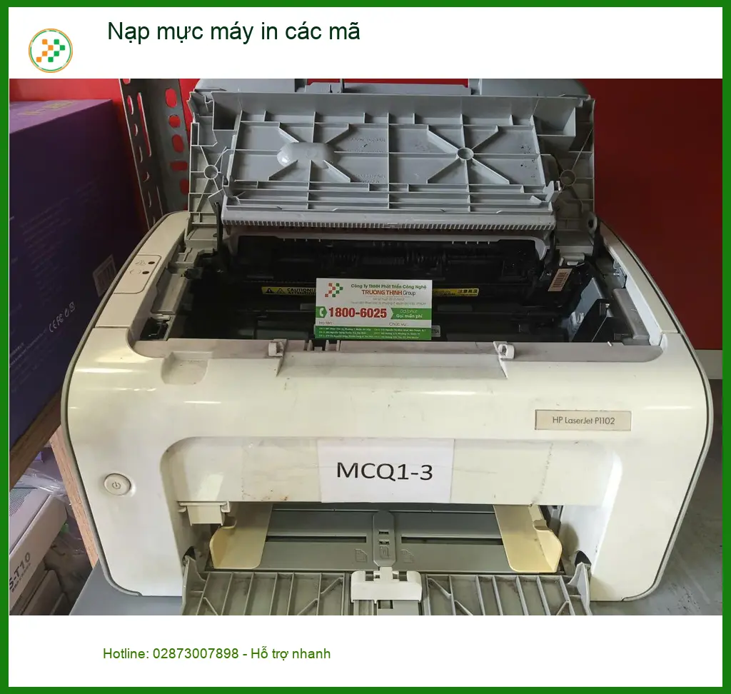 Chị Diễm văn phòng bận rộn tìm dịch vụ Nạp mực máy in Quận 7 uy tín